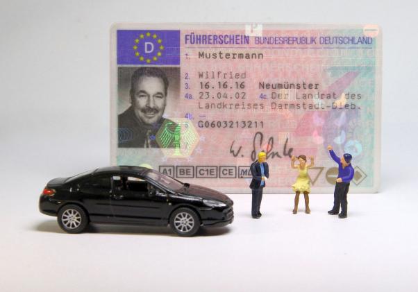 Wer dauerhaft auf seinen F&uuml;hrerschein verzichtet, bekommt von der Vestischen ein Deutschlandticket.